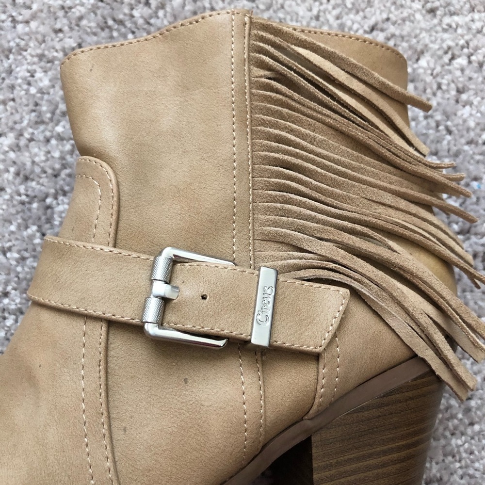 Tan Fringe Booties! - Picture 5 of 6